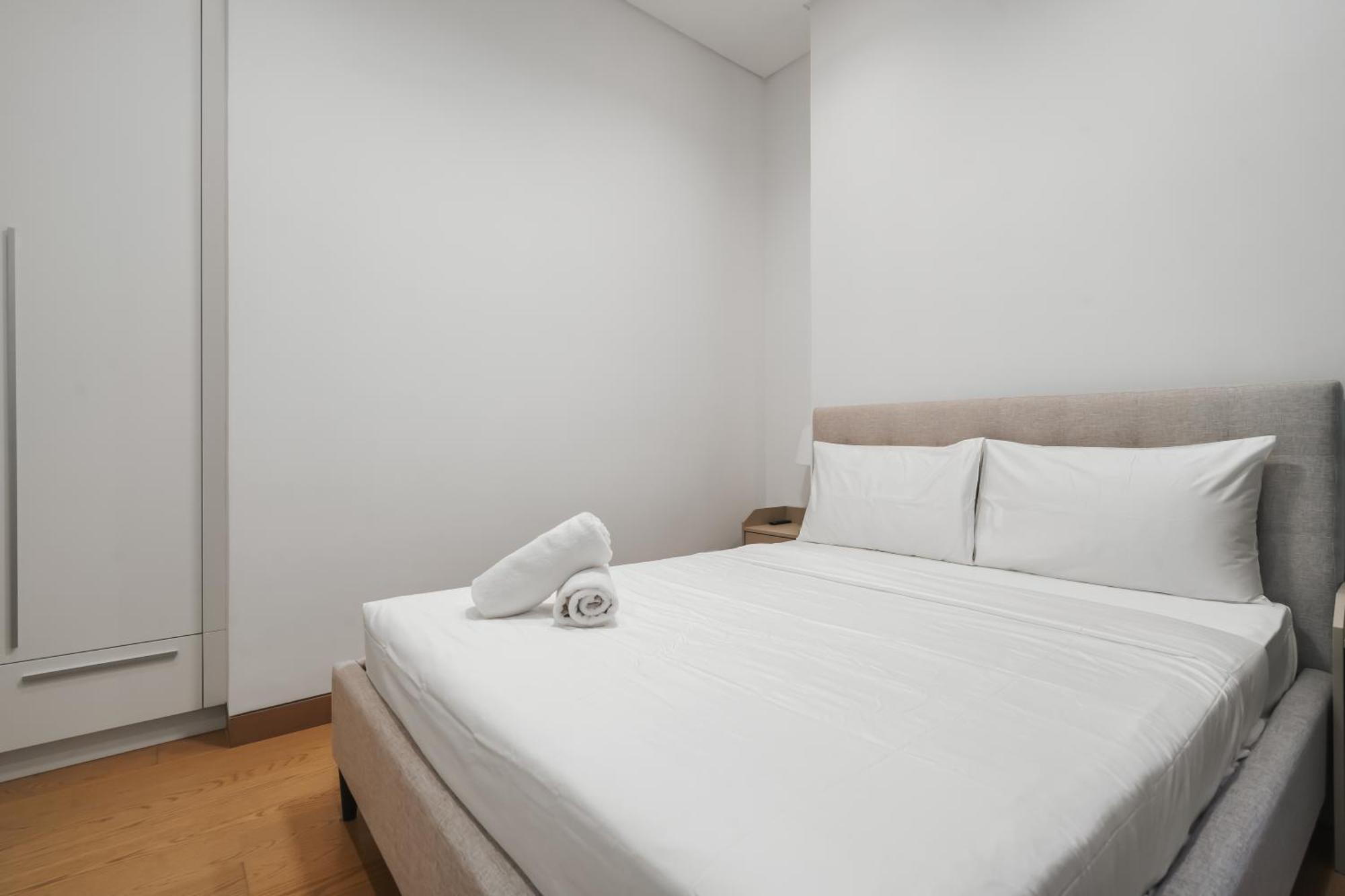 Twin Tower View 2br With Balcony Next To Lalaport Bbcc Shopping Mall 3-mins To Lrt Station Pangsapuri Kuala Lumpur