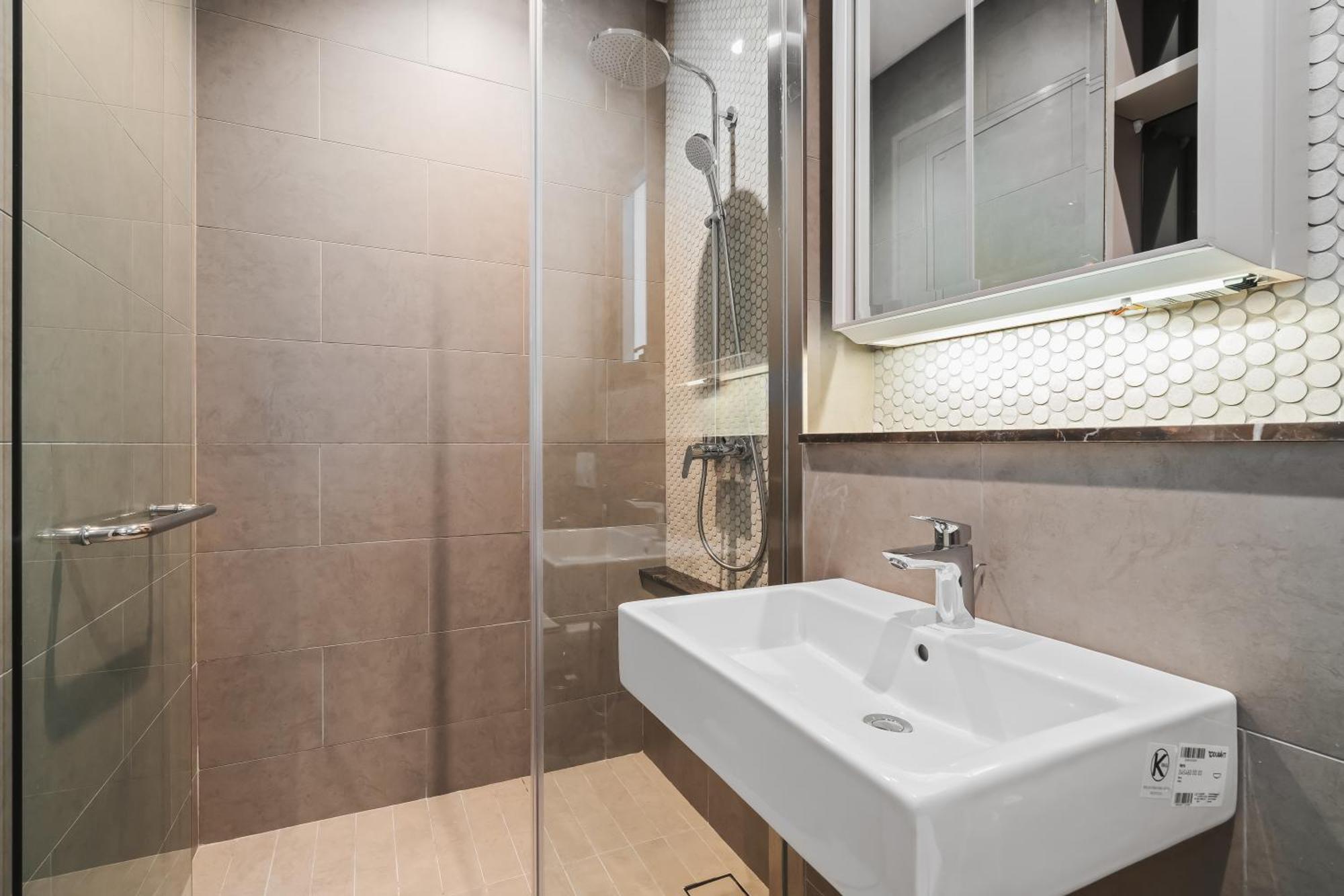 Pangsapuri Twin Tower View 2br With Balcony Next To Lalaport Bbcc Shopping Mall 3-mins To Lrt Station *